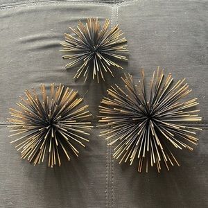 Spikes Puff Wall Hang Decor